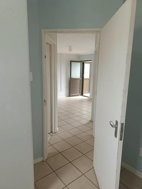 To Let 2 Bedroom Property for Rent in Guldenland Western Cape